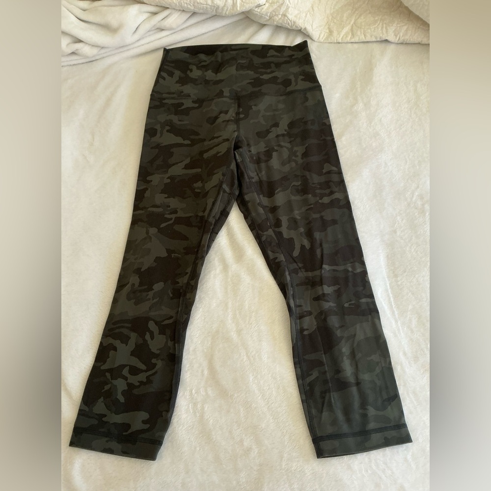 lululemon align 21” crop camo